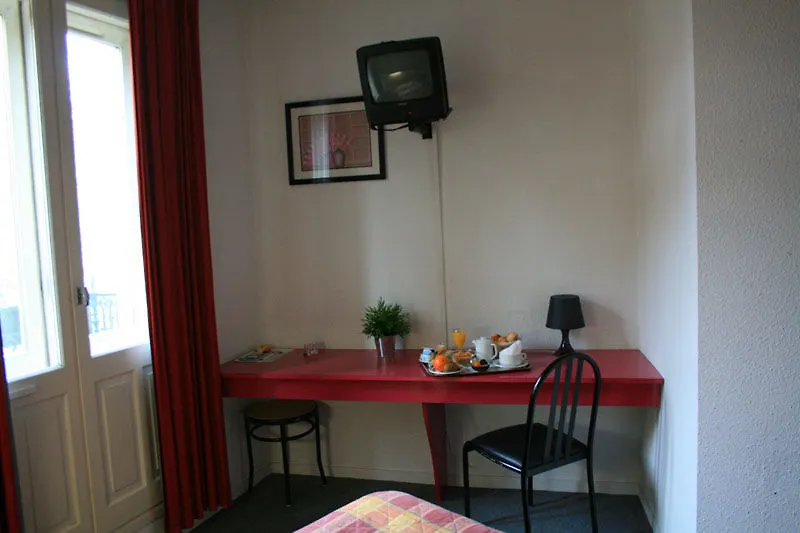 Hotel De Bordeaux Toulouse 2*,  France